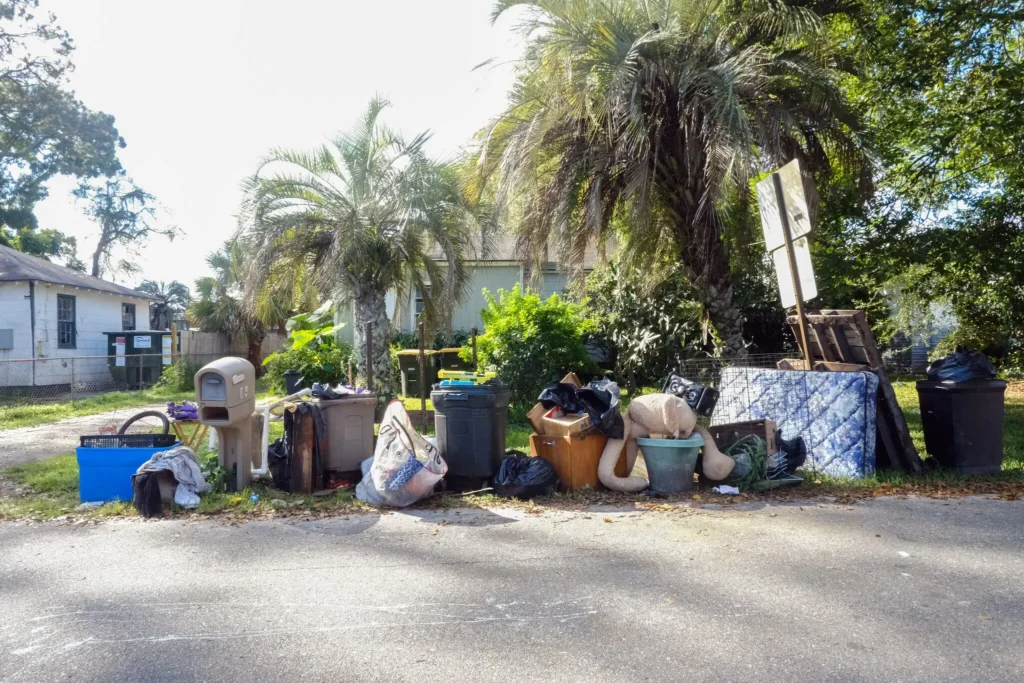 Yard Waste Removal in Jacksonville, FL That Gets the Job Done Right